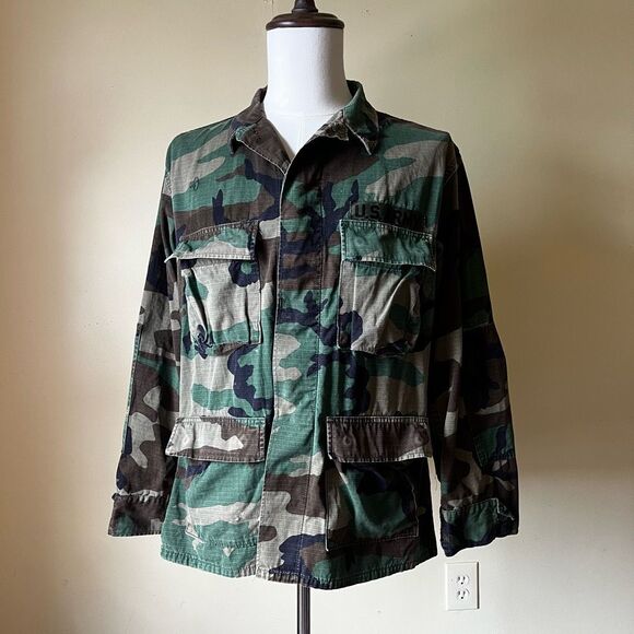 Vintage Other - Vintage U.S. Army Woodland Camo BDU Jacket Medium Regular Ripstop Combat Coat